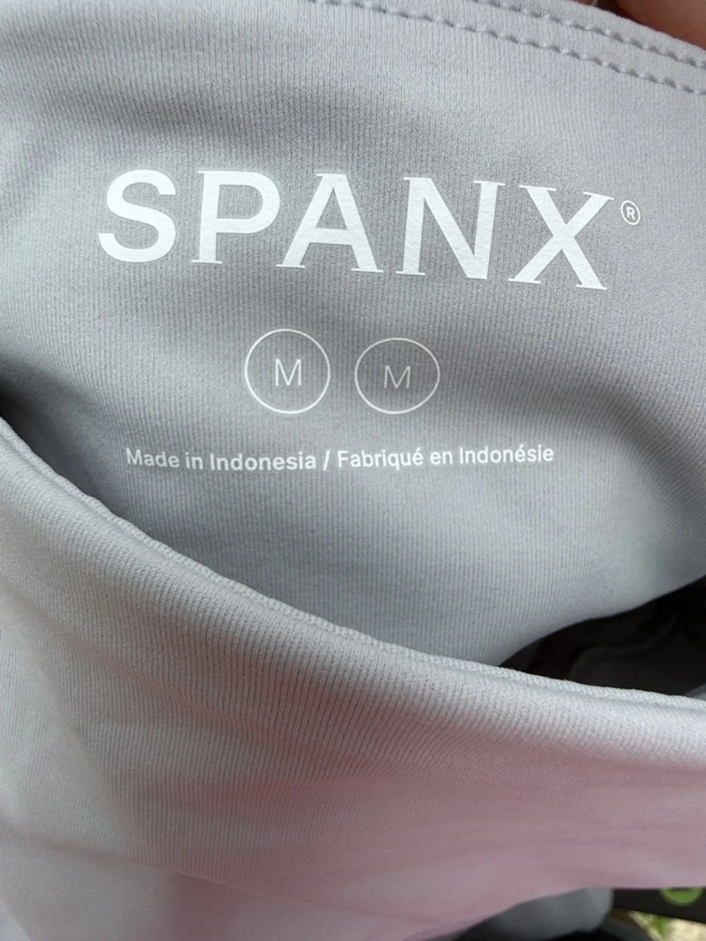 Spanx | Spanxshape Bootyboost Side Pocket Legging size Medium Gray